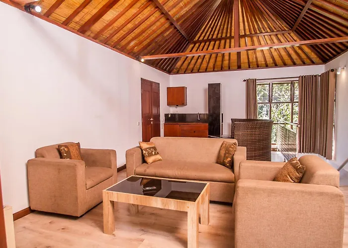Hotel Puri Saron Madangan - Gianyar 4*