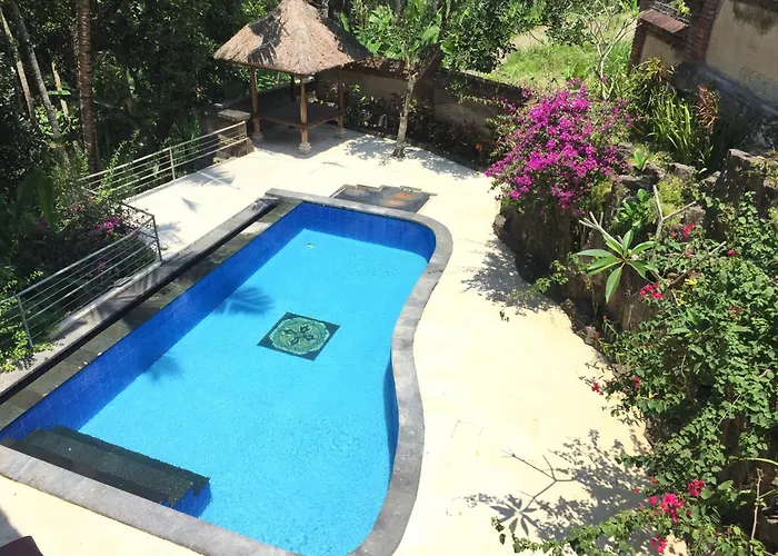 Puri Saron Madangan - Gianyar Hotel Payangan