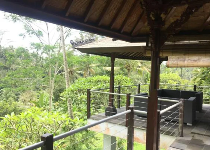 Puri Saron Madangan - Gianyar 4*