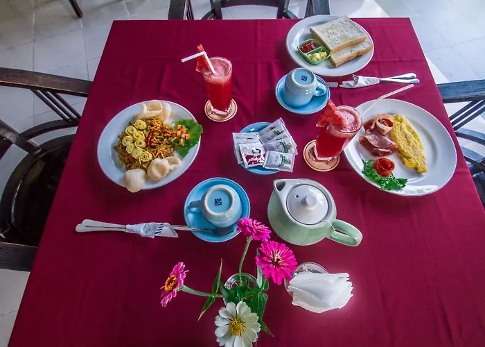 Puri Saron Madangan - Gianyar Hotel