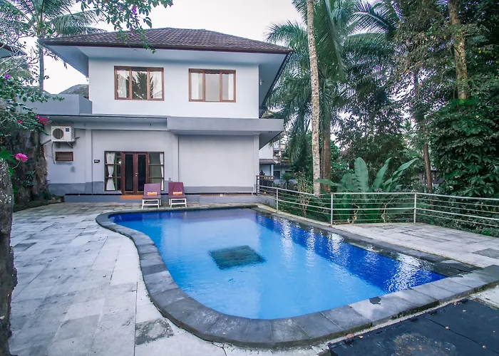 Hotel Puri Saron Madangan - Gianyar 4*