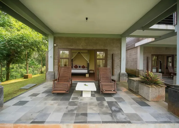 Puri Saron Madangan - Gianyar 4*