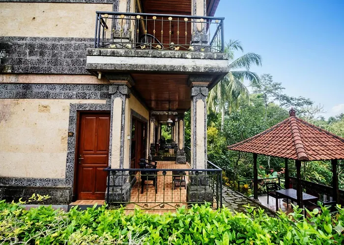 Puri Saron Madangan - Gianyar