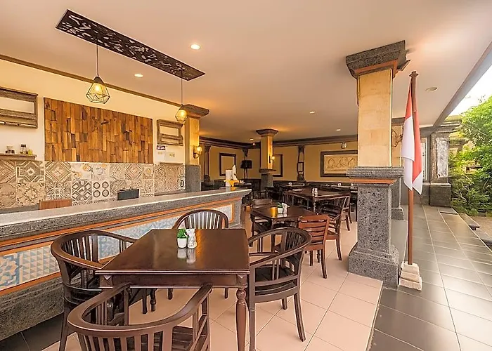 Puri Saron Madangan - Gianyar Hotel