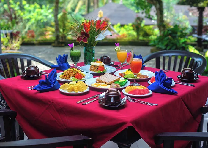 Puri Saron Madangan - Gianyar Hotel