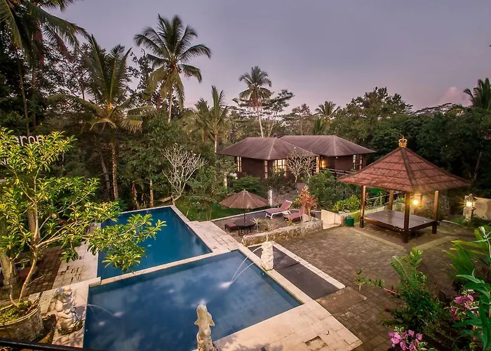 Puri Saron Madangan - Gianyar Hotel Payangan